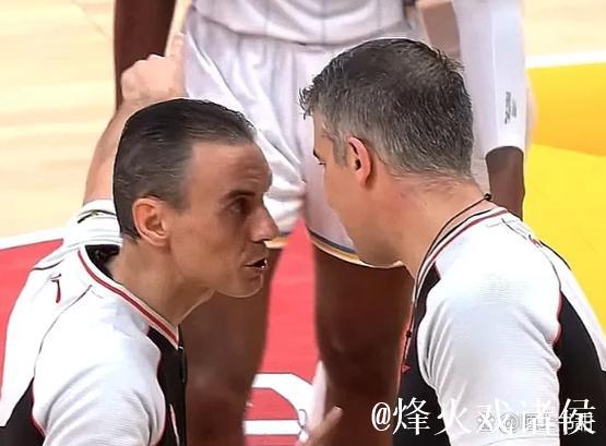 垃圾时间登场刷4分!北京顶薪内线范子铭难掩尴尬 新赛季更边缘化 垃圾时间登场刷4分!北京顶薪内线范子铭难掩尴尬 新赛季更边缘化